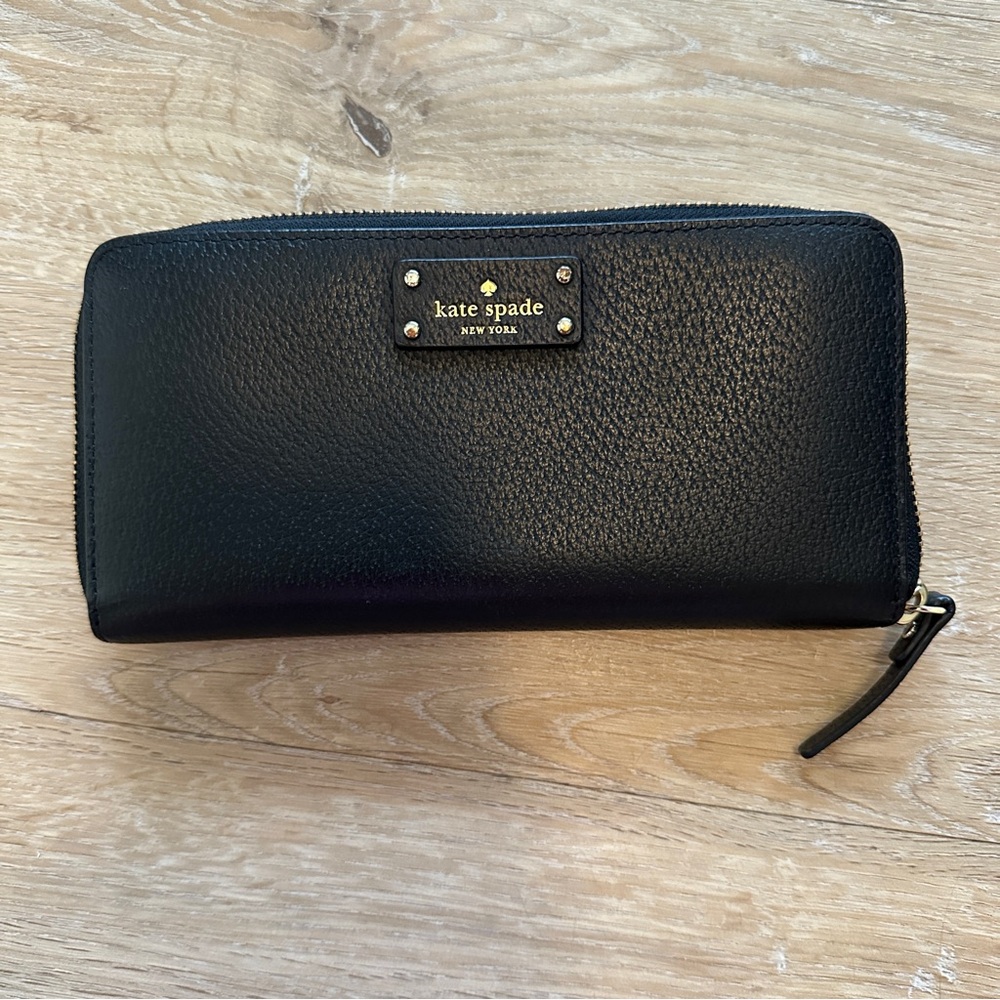 Kate Spade Grove Street Neda Zip Around Wallet in Black